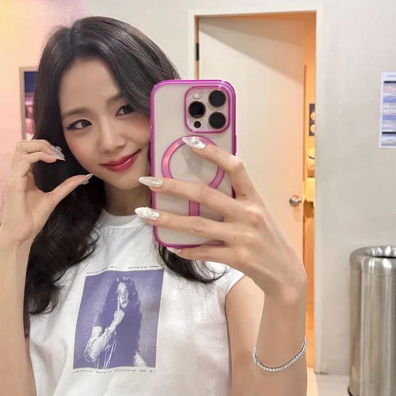 JISOO T-SHIRTS (BLACKPINK) AMORTAGE 100% COTTON